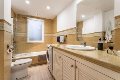 3982-709799-78d1f4f8b6655591b02d22fabb36a692d