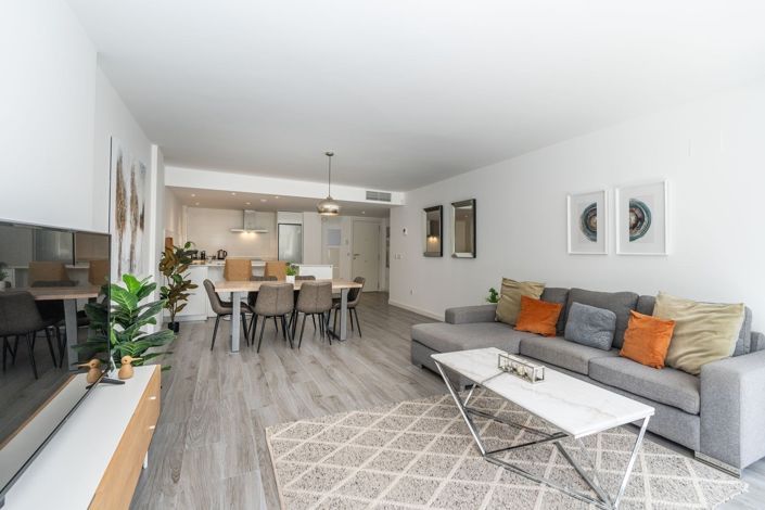 Image No.15-3 Bed Apartment for sale