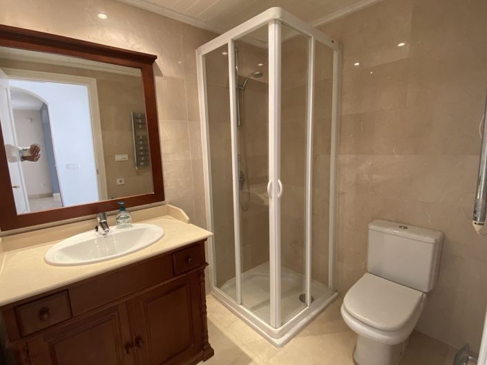 Image No.22-3 Bed Apartment for sale