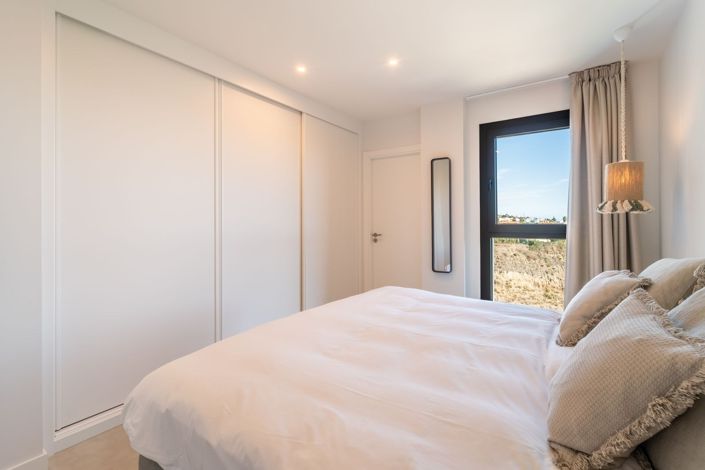 Image No.21-4 Bed Apartment for sale