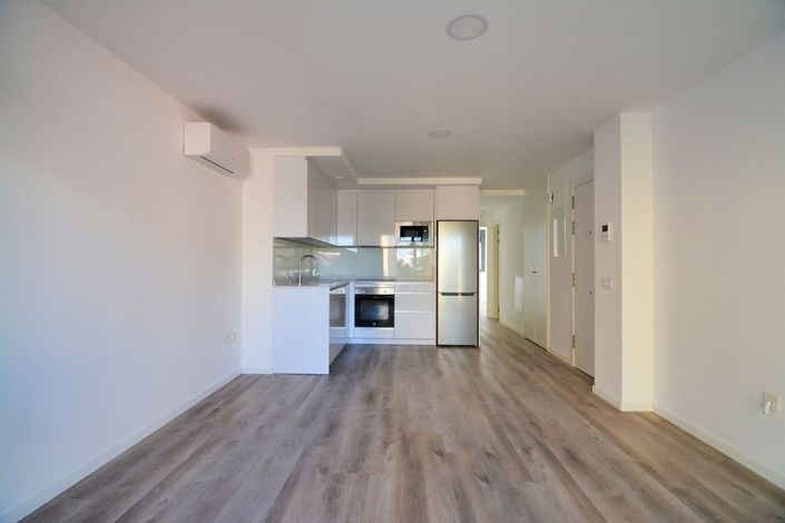 Image No.6-2 Bed Apartment for sale