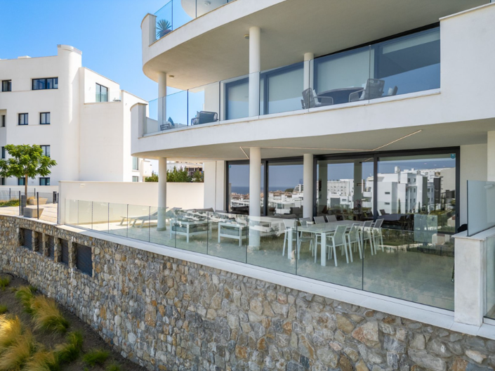 Image No.10-3 Bed Apartment for sale