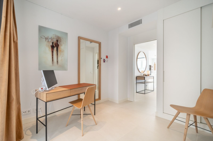 Image No.29-3 Bed Apartment for sale