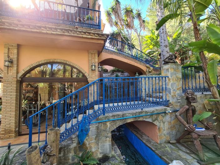 Image No.18-4 Bed Villa for sale