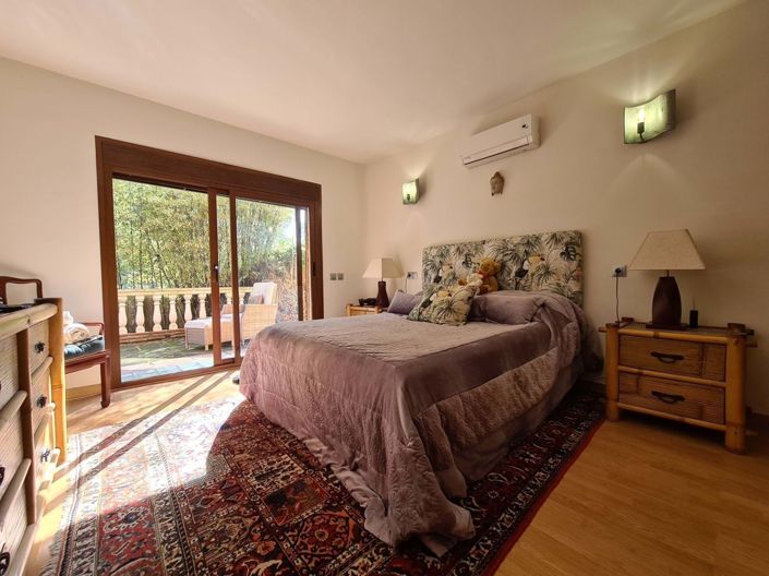 Image No.6-4 Bed Villa for sale