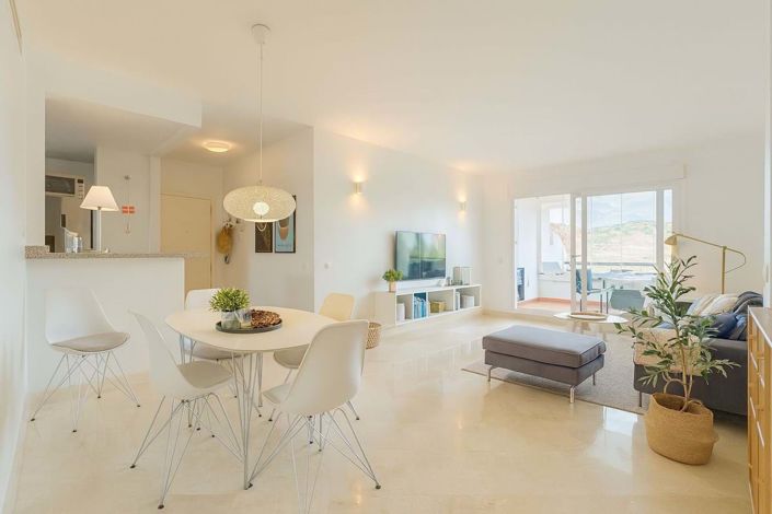 Image No.8-3 Bed Apartment for sale