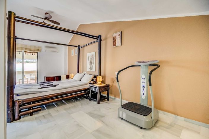 Image No.19-3 Bed Apartment for sale