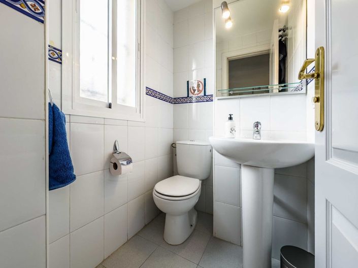 Image No.21-3 Bed Apartment for sale