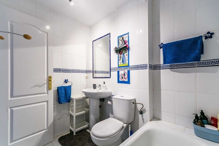 Image No.27-3 Bed Apartment for sale