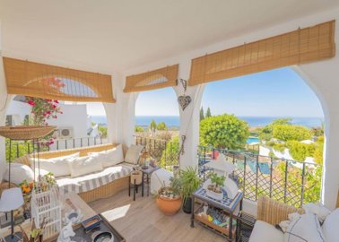 3982-711867-78d1f4f8b6655591b02d22fabb36a692d