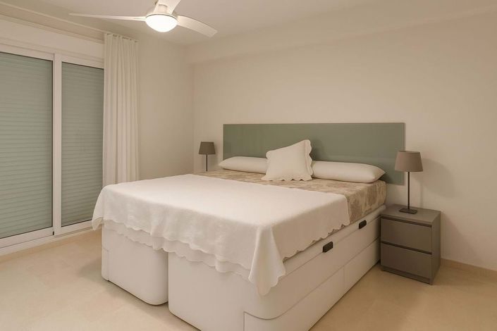 Image No.4-2 Bed Apartment for sale