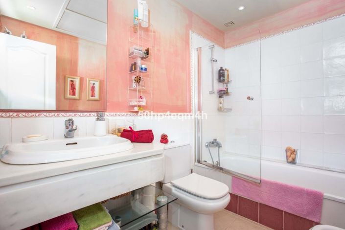 Image No.13-2 Bed Apartment for sale