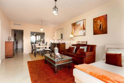 3982-715964-78d1f4f8b6655591b02d22fabb36a692d