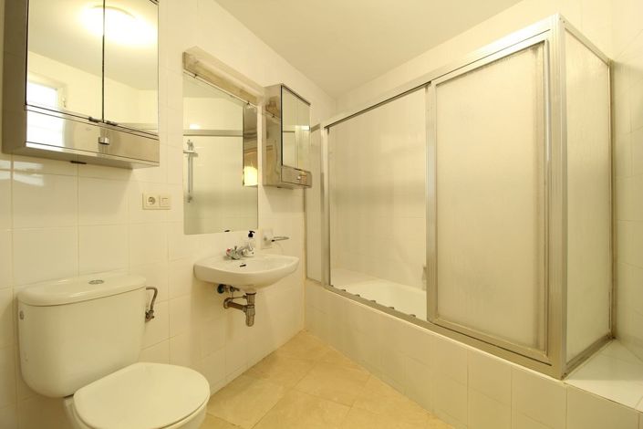 Image No.14-3 Bed Apartment for sale