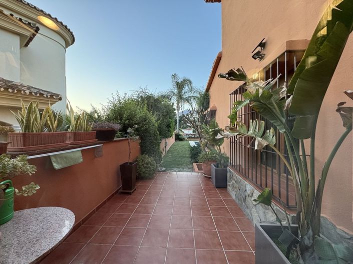 Image No.44-4 Bed Villa for sale