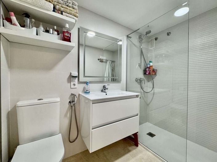 Image No.22-3 Bed Apartment for sale