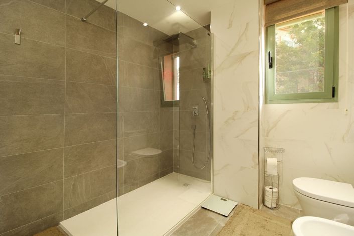 Image No.20-3 Bed Apartment for sale