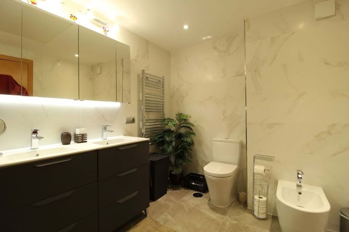 Image No.21-3 Bed Apartment for sale