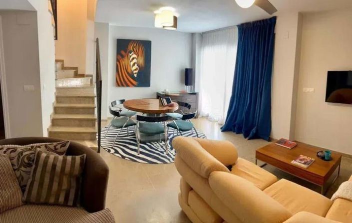 Image No.3-3 Bed Villa for sale