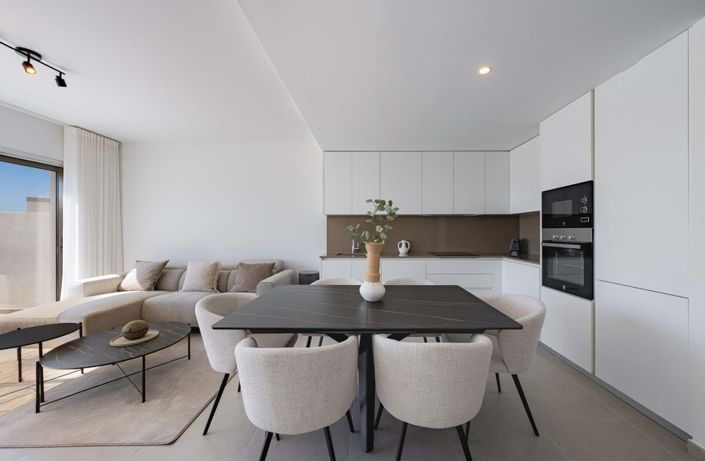 Image No.6-3 Bed Apartment for sale