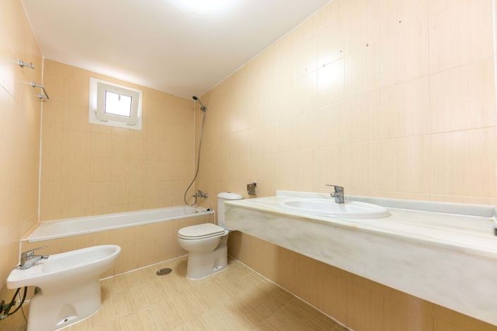 Image No.27-3 Bed Apartment for sale