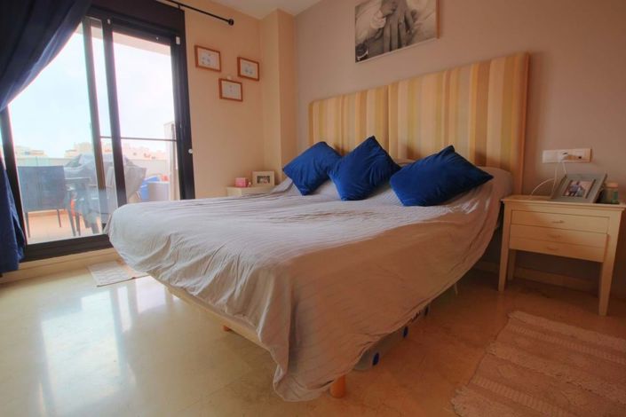 Image No.4-2 Bed Apartment for sale