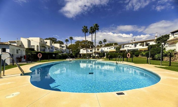 Image No.1-3 Bed Townhouse for sale