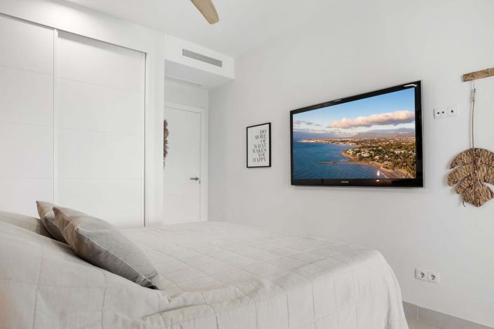 Image No.11-2 Bed Apartment for sale