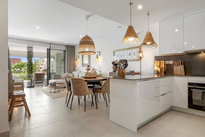 Image No.7-2 Bed Apartment for sale