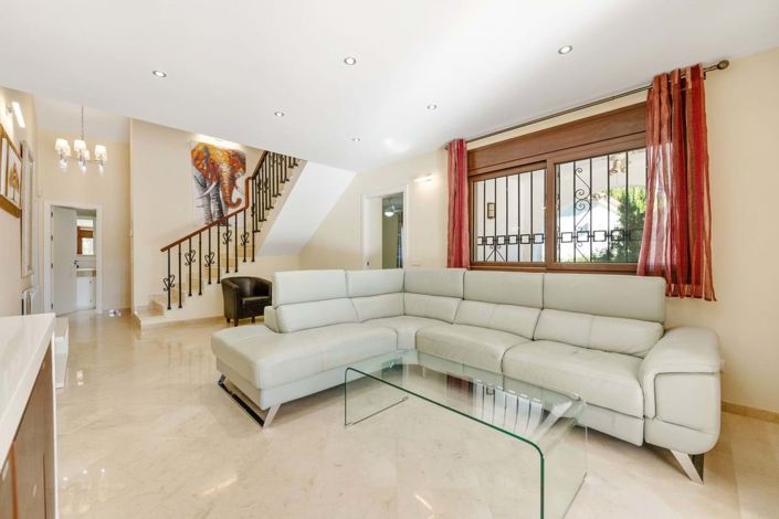 Image No.4-5 Bed Villa for sale