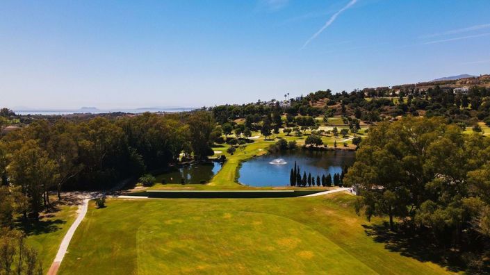 Image No.8-2 Bed Apartment for sale