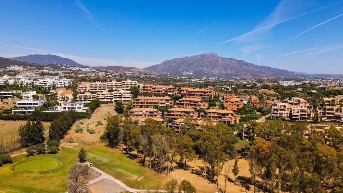 Image No.9-2 Bed Apartment for sale