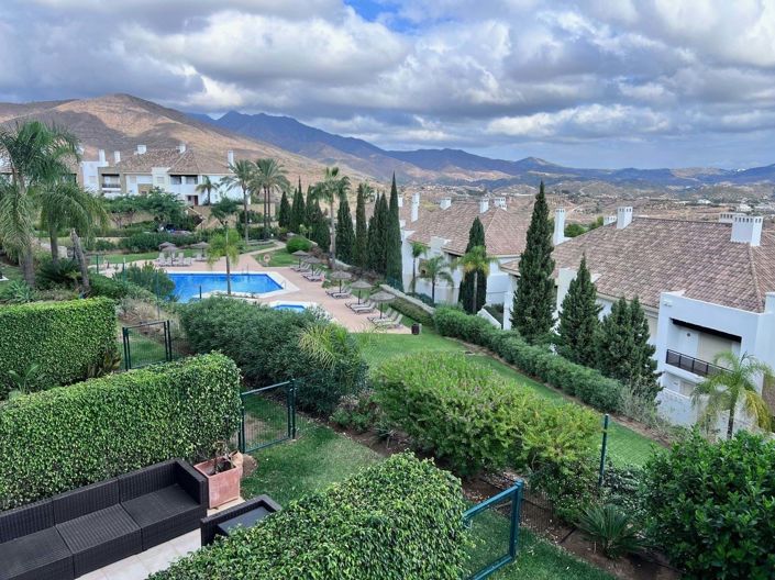 Image No.26-2 Bed Townhouse for sale