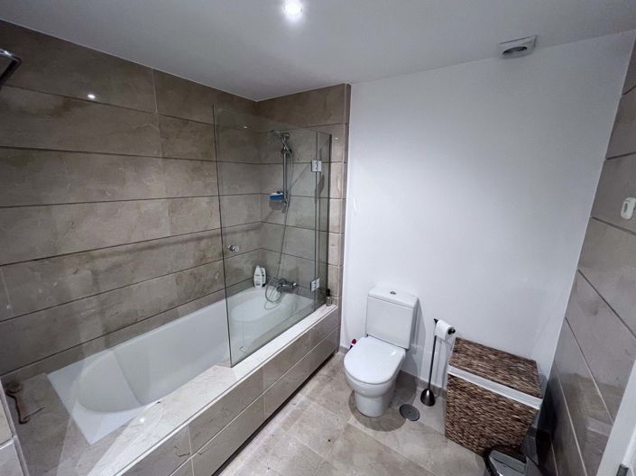 Image No.36-2 Bed Townhouse for sale