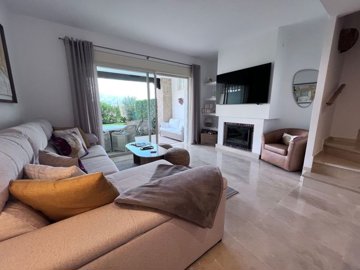 3982-718536-78d1f4f8b6655591b02d22fabb36a692d