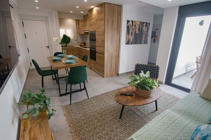 Image No.4-2 Bed Apartment for sale