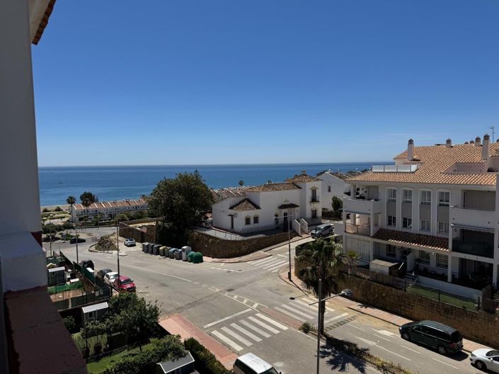 Image No.11-3 Bed Apartment for sale