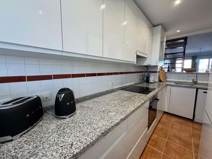 Image No.18-3 Bed Apartment for sale