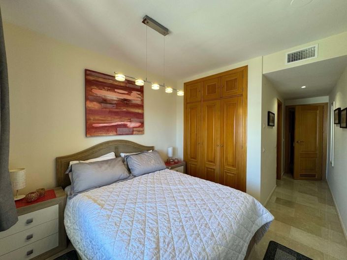 Image No.19-3 Bed Apartment for sale