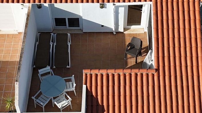 Image No.28-3 Bed Apartment for sale