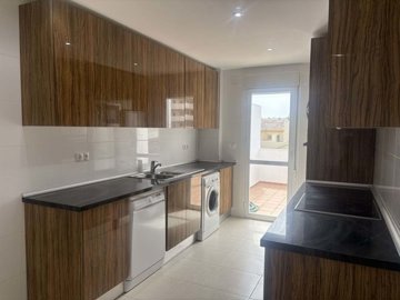 3982-726966-78d1f4f8b6655591b02d22fabb36a692d