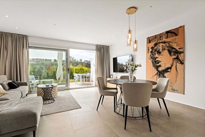 Image No.3-3 Bed Townhouse for sale