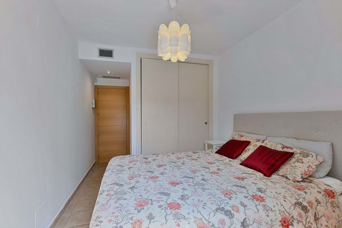 Image No.16-2 Bed Apartment for sale