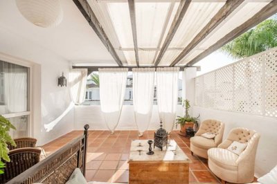 3982-726936-78d1f4f8b6655591b02d22fabb36a692d