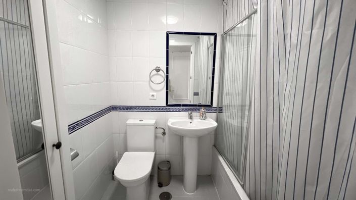 Image No.19-2 Bed Apartment for sale