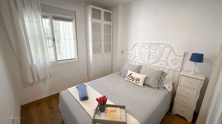 Image No.4-2 Bed Apartment for sale