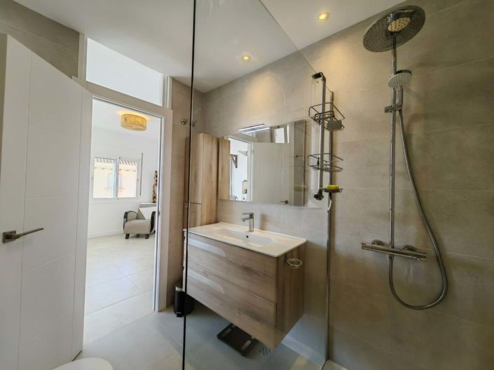 Image No.29-3 Bed Apartment for sale