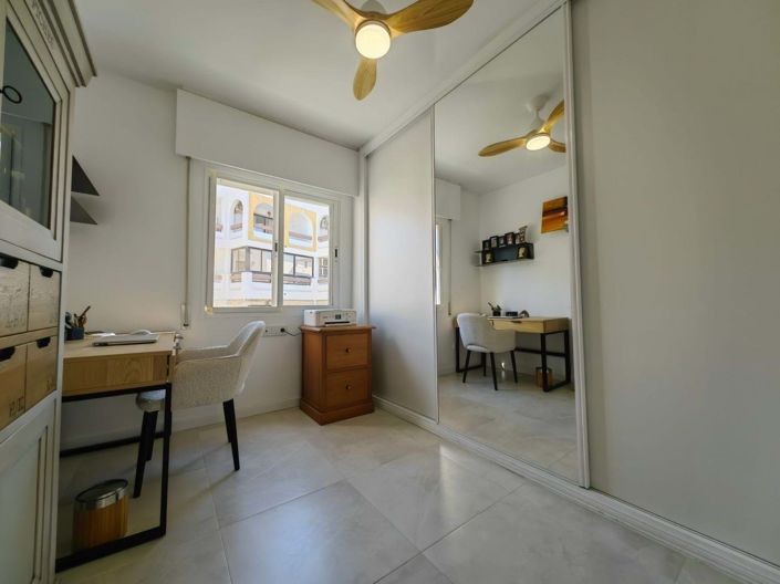 Image No.35-3 Bed Apartment for sale