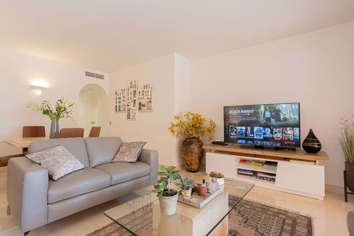 Image No.10-2 Bed Apartment for sale