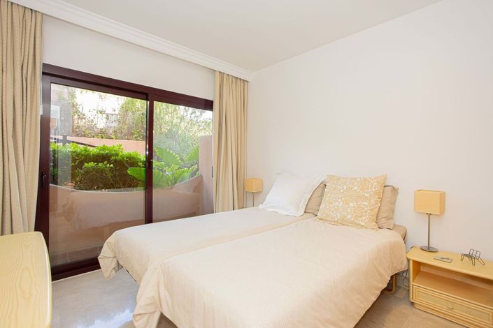 Image No.5-2 Bed Apartment for sale